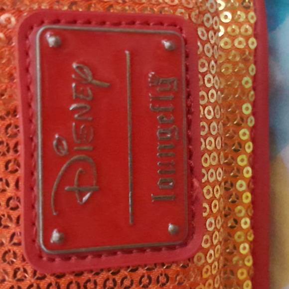 NWT Loungefly Disney Minnie Sequins Fall Bag - Picture 2 of 8